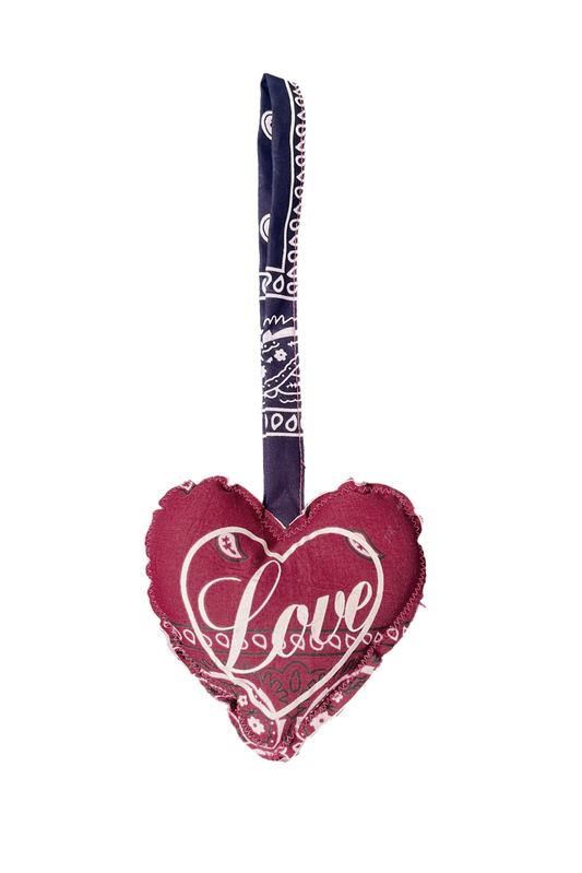 LOVE keycharm burgundy