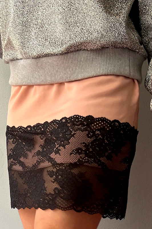 CHLOE SKIRT PINK