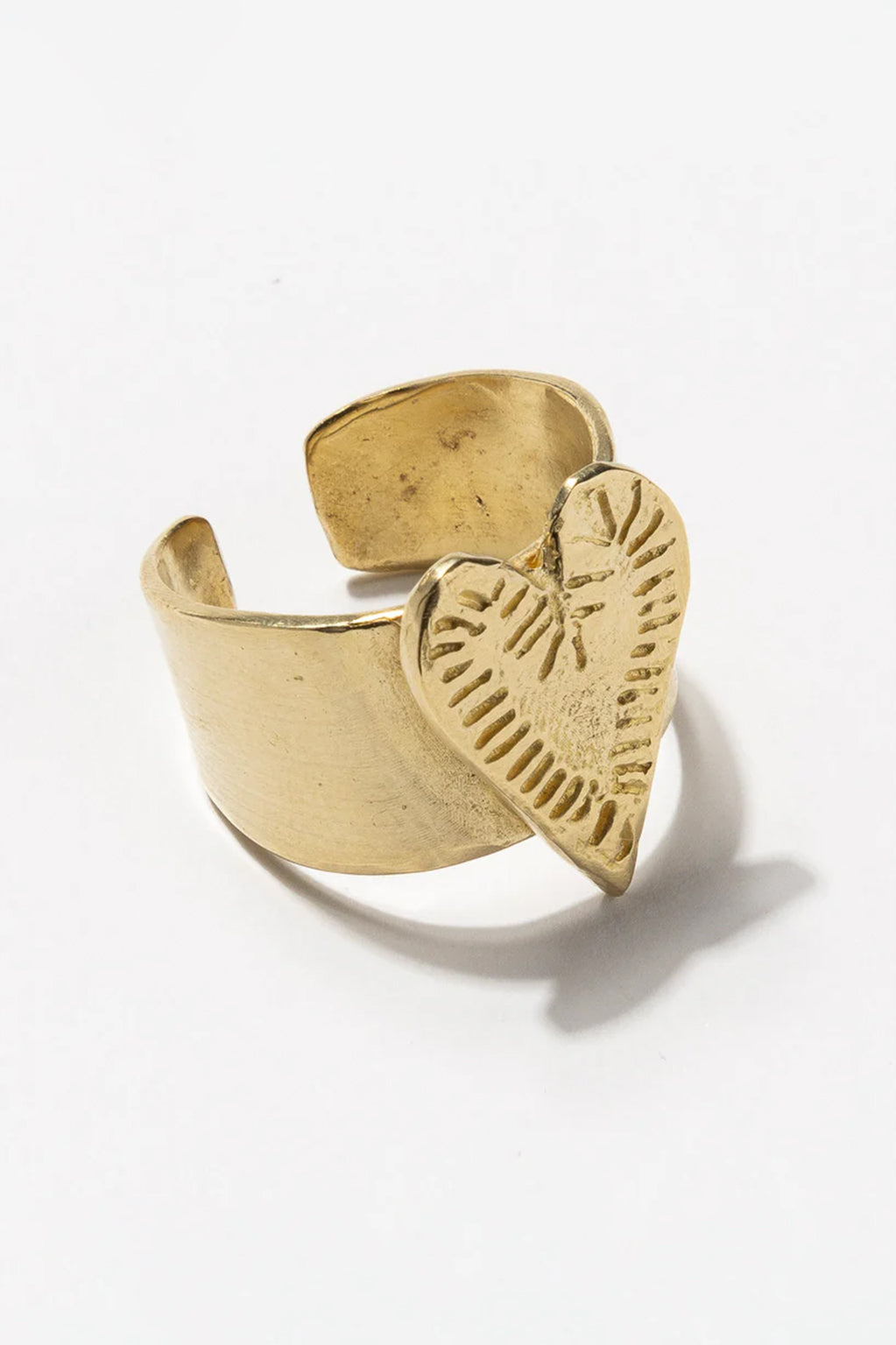 Circo Flat Heart Ring